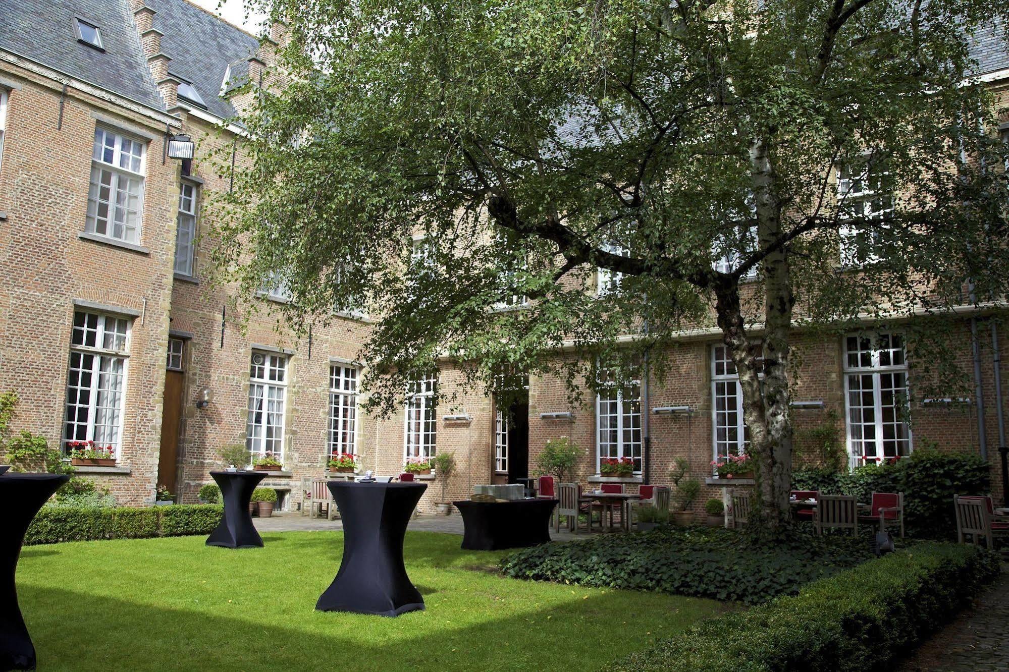 Hotel Elzenveld Antuérpia Exterior foto